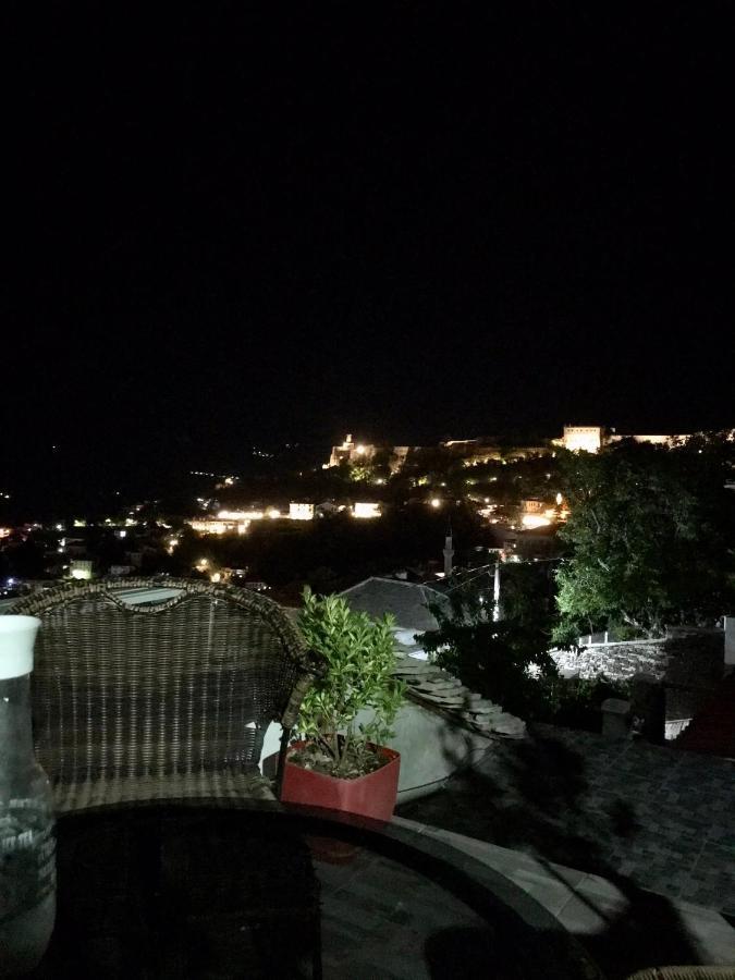 Vila Eri จีโรคาสเตอร์ ภายนอก รูปภาพ